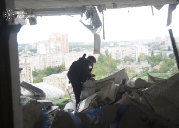 В Одесі дрон влетів у багатоповерхівку, на зараз 4 постраждалих (ФОТО)