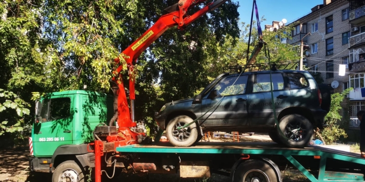 У мешканця Миколаєва конфіскували автівку за борг за опалення у 78 тис.грн. (ФОТО)