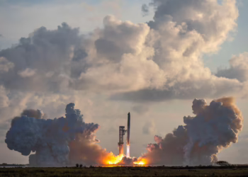 Гігантська ракета Starship компанії SpaceX вперше вивела на орбіту 26 Starlink (ФОТО, ВІДЕО)