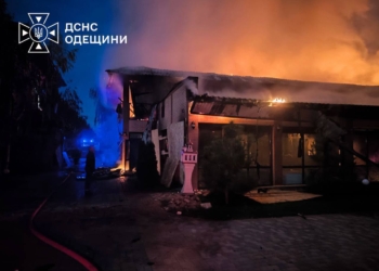 Зеленський просить ЄС ввести додаткові санкції проти РФ через обстріли цивільних (ФОТО)