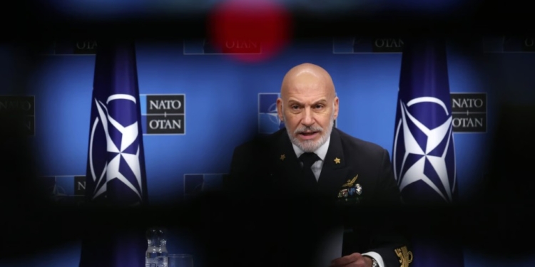 НАТО «готове» до ймовірної російської провокації під «чужим прапором», заявив головний генерал Альянсу