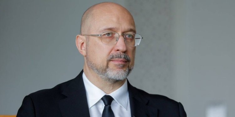 Ми знаємо, коли, куди і чим буде бити РФ по українській енергетиці цієї зими, це дуже цинічно, – Шмигаль (ВІДЕО)