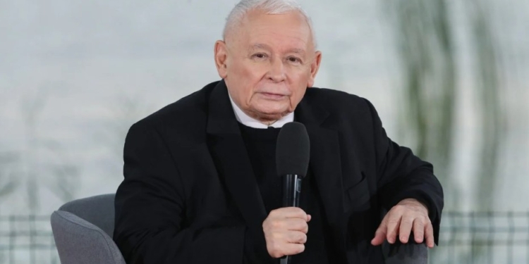 Голова польської PiS Качинський заявив, що Україна хотіла втягнути Польщу у війну – до об’єднання в єдину державу