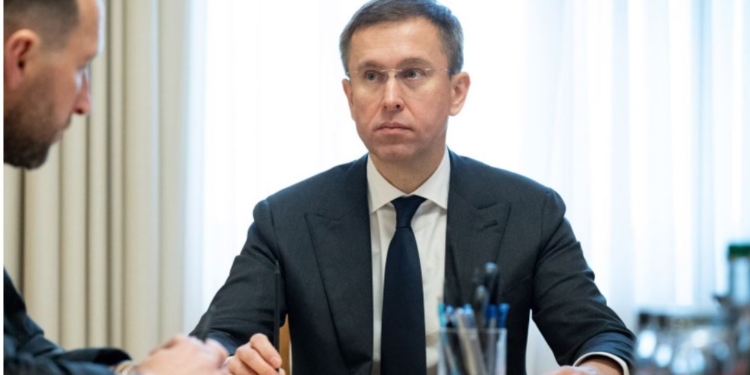 Корецький з Міноборони вирішували, як закрити запит на $27 млрд. Є варіанти (ФОТО)