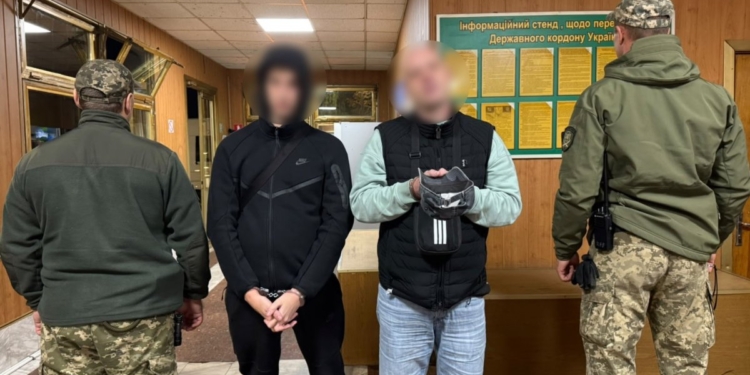 На кордоні з Молдовою затримали 2 чехів – їх давно розшукують вдома