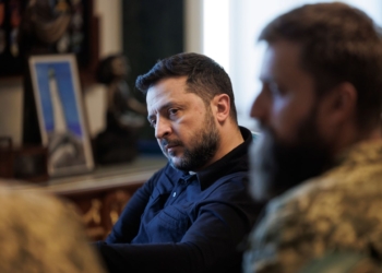 Зеленський обговорив систему протидії реактивним «шахедам» із військовими (ФОТО)