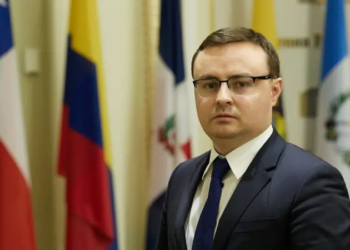 Нардеп-“слуга” Пушкаренко вляпався у гучний скандал в Естонії
