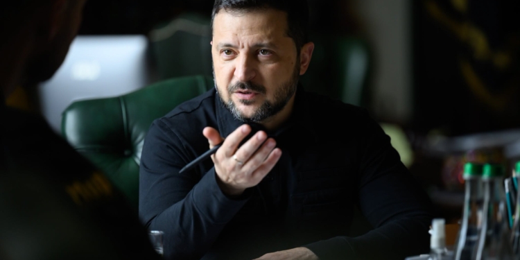 Зеленський спитав Драпатого і Хмару, коли вже буде захист від реактивних дронів (ФОТО)
