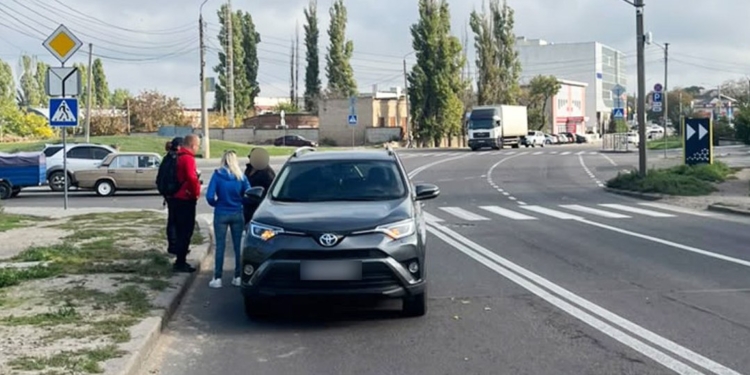 У Миколаєві водійка на Toyota Rav 4 збила пішоходку (ФОТО)