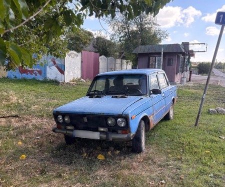 Поліцейські розшукали викрадений у Миколаєві ВАЗ і того, хто його вкрав