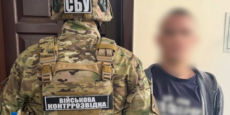 В Одесі затримали агента РФ, який готував обстріли по нафтобазах – ставив маячки