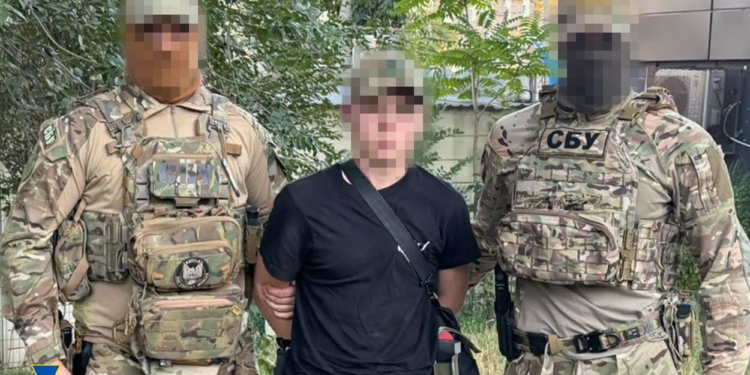 У Запоріжжі затримали  кілерів ФСБ, які готували серію замовних вбивств через “медову пастку” (ФОТО, ВІДЕО)