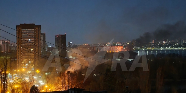 У Воронежі дрони атакували «Воронежсинтезкаучук», у місті пожежі (ВІДЕО)