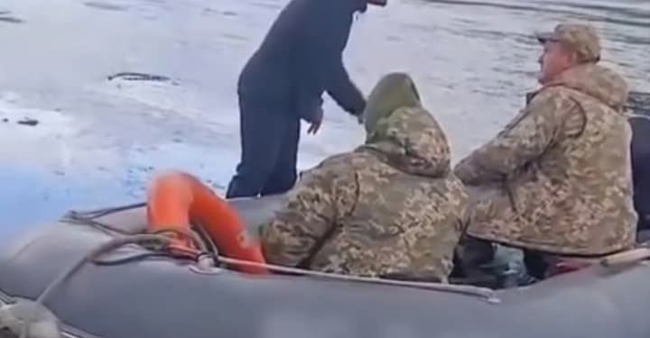 У Молдові затримали прикордонників України і цивільного, що перетнули Дністер (ВIДЕО)