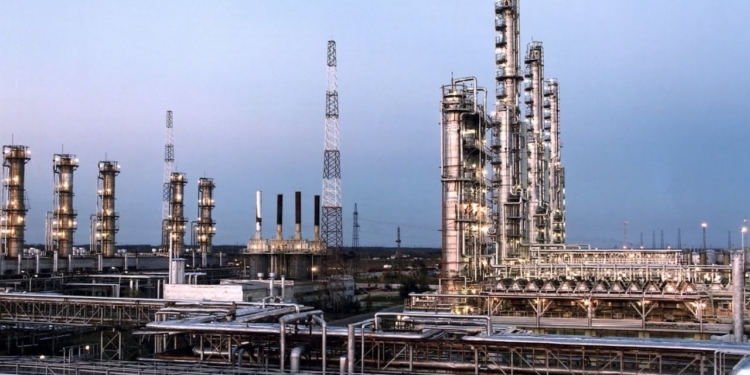 У Сургуті атакований завод Газпрому із стабілізації конденсата імені Черномирдіна (ВІДЕО)