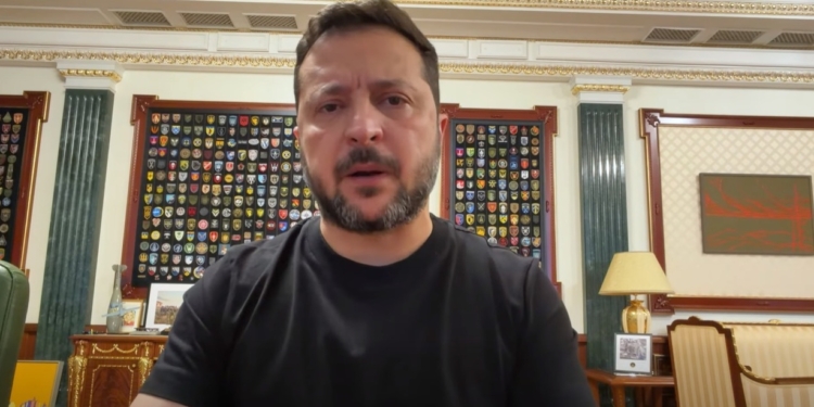«Наші воїни звільнили більше території з початку осені, ніж росіянам вдалося захопити» – яким бригадам подякував Зеленський (ВІДЕО)