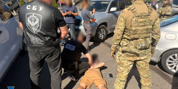 СБУ, ДБР та Нацполіція заблокували ще 7 каналів підпільного збуту зброї в Україні (ФОТО)