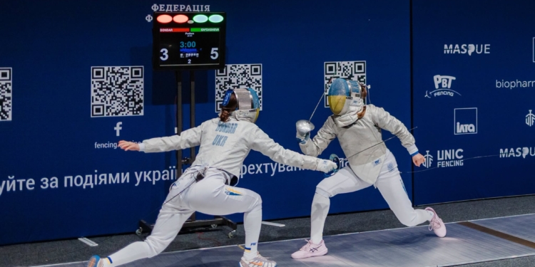 Кубок України з фехтування: миколаївські шаблісти і шаблістки – з нагородами (ФОТО)