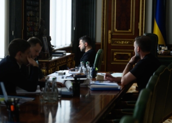 “Отримали оновлену інформацію від розвідки щодо підготовки росіян до масованого удару”, – Зеленський