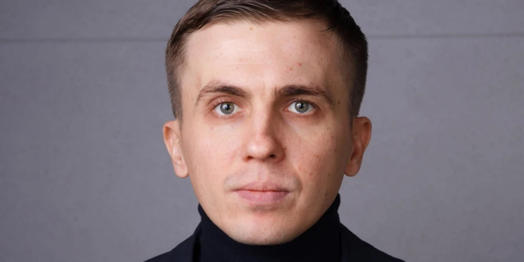 Ткача відпустили, але зв’язку з ним досі немає, оператор Бондаренко отримав поранення – головред “УП”