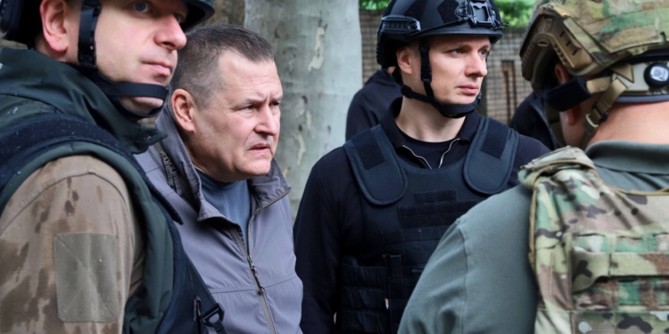 У Дніпрі блекаут після ворожої атаки, електротранспорт зупинився, Філатов звернувся до містян