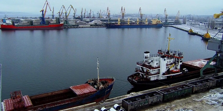 Уряд хоче внести зміни до концесійного договору порту в  Миколаєві