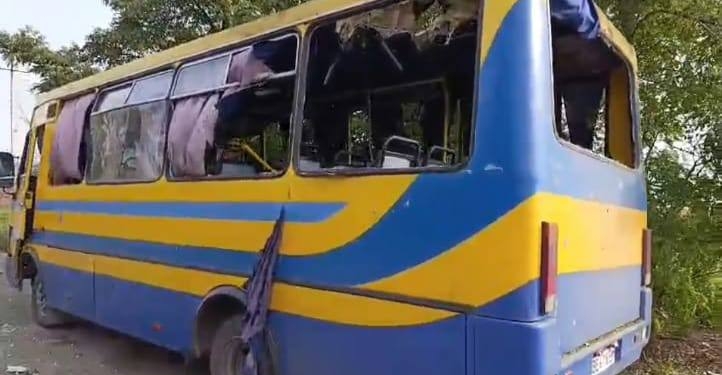 На Миколаївщині росіяни атакували маршрутний автобус, постраждав водій
