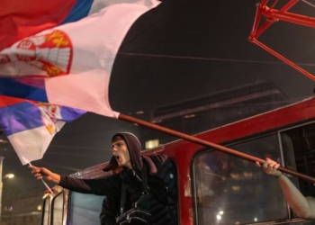 Чого чекати від нової влади в Сербії? Вже обіцяють блокувати зброю для України