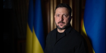 «Вжиті кроки, спрямовані на те, щоб змусити Україну капітулювати», – Зеленський  звинувачує Трампа