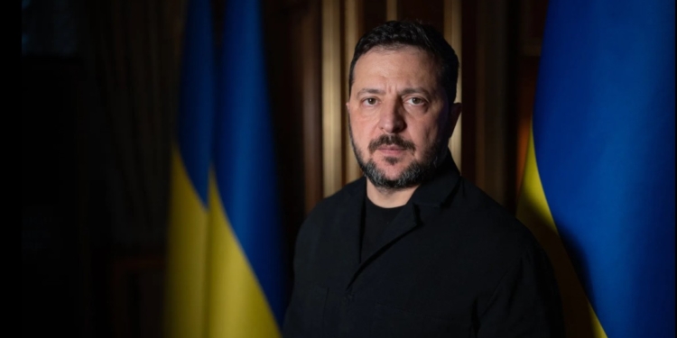«Вжиті кроки, спрямовані на те, щоб змусити Україну капітулювати», – Зеленський звинувачує Трампа